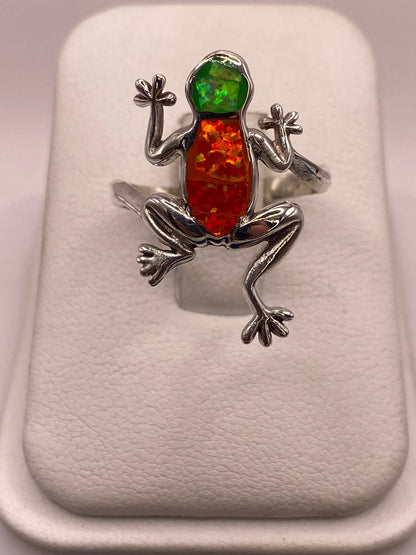 Anillo de Rana de Plata Ley 950 con Ópalo de Fuego, vista lateral