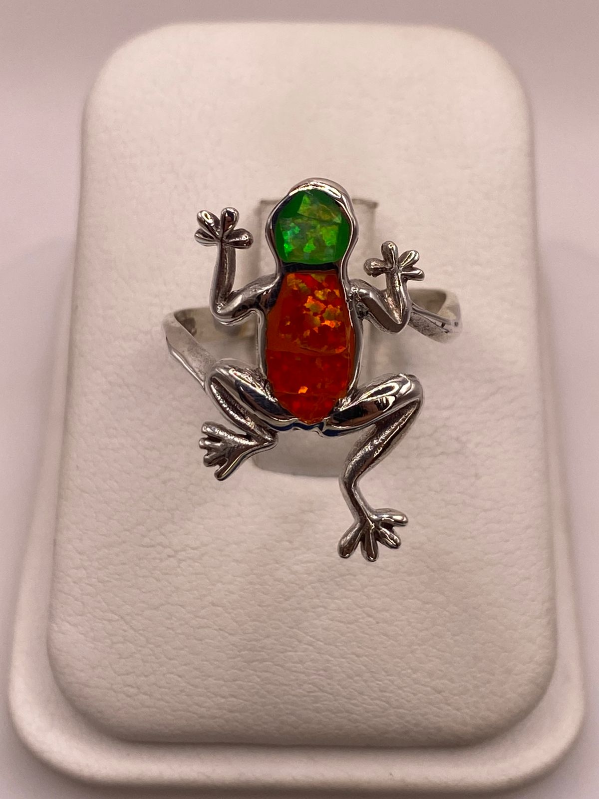 Anillo de Rana de Plata Ley 950 con Ópalo de Fuego, vista superior