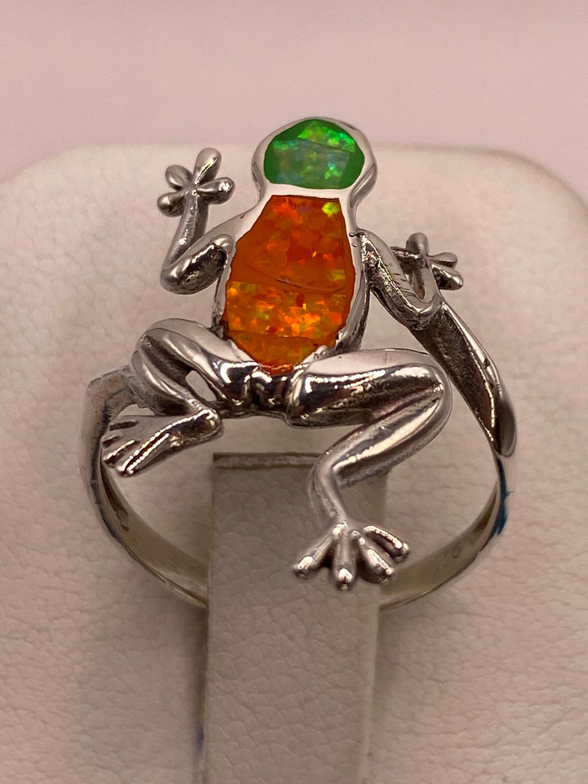 Anillo de Rana de Plata Ley 950 con Ópalo de Fuego, vista posterior