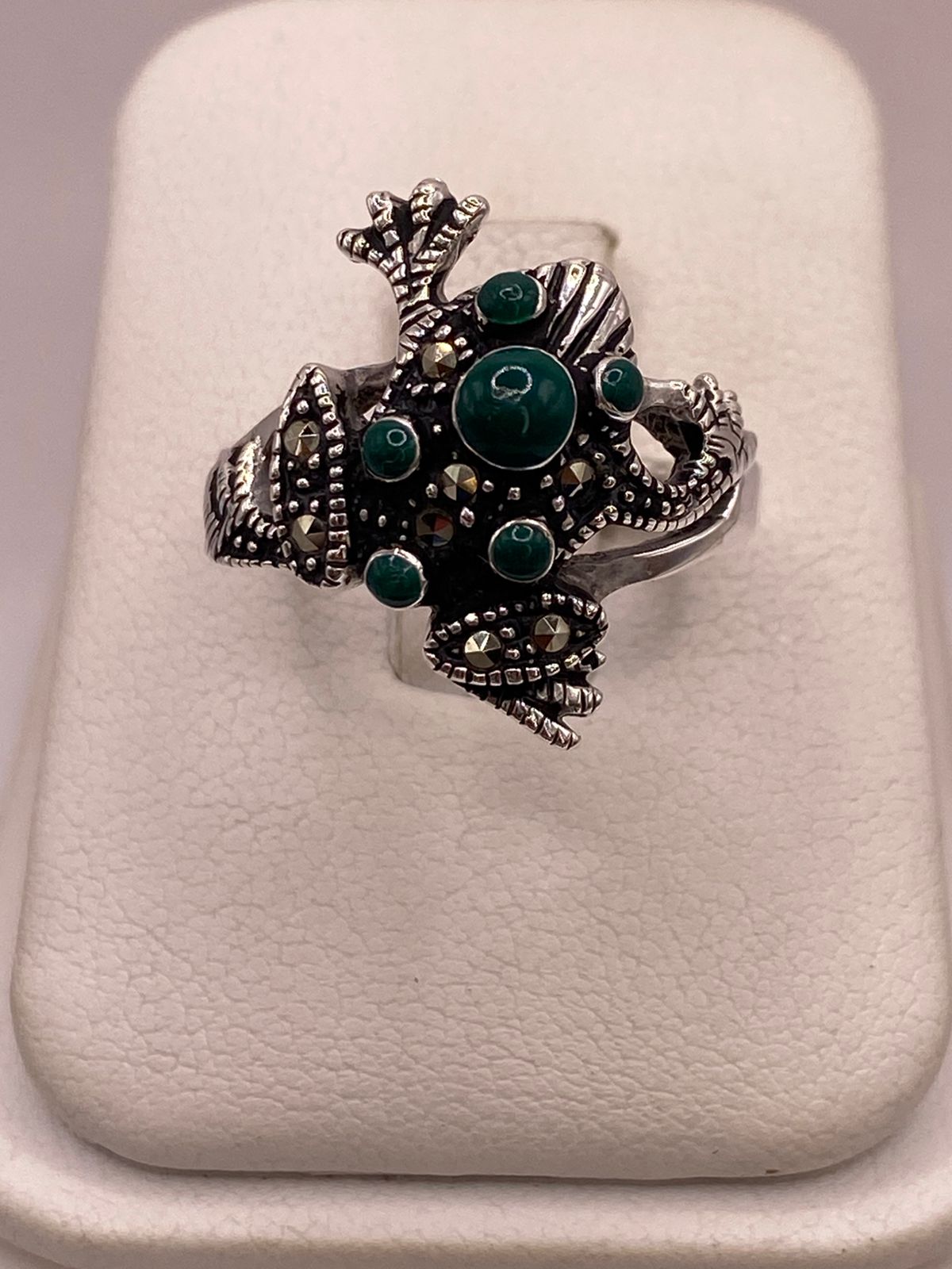 Anillo Sapo Vintage con Marquesitas y Piedras Verdes en Plata Ley 925 — imagen 9