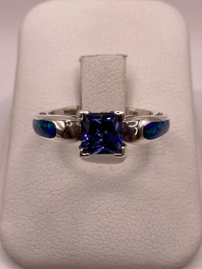 Anillo Soliratio de Plata Ley 950 con Ópalo de Fuego y Zirconia, vista frontal