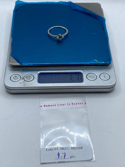 Anillo Solitario Elegante con Zirconia en Plata 925, peso en gramos (báscula)