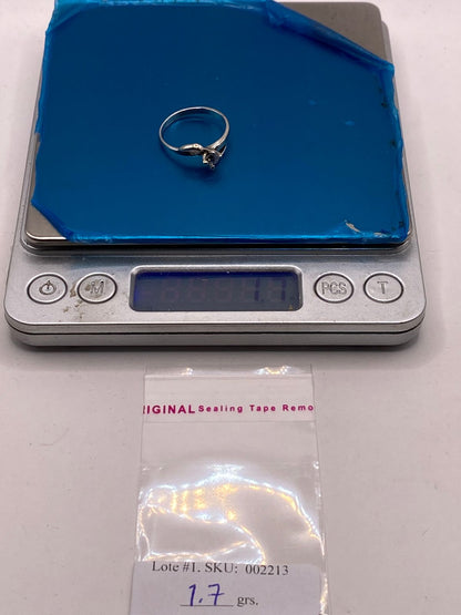Anillo Solitario Ondulado con Zirconia Blanca en Plata Ley 925, peso en gramos (báscula)