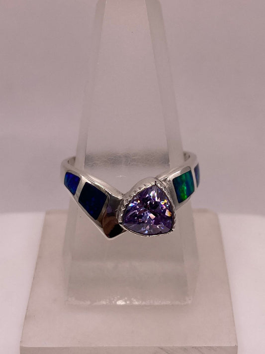 Anillo Solitario de Plata Ley 950 con Ópalo de Fuego y Zirconia — ángulo diagonal