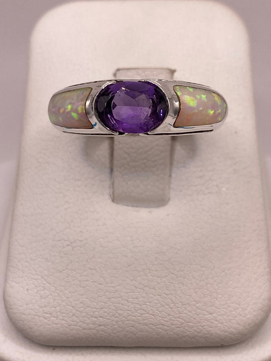 Anillo Solitario de Plata Ley 950 con Ópalo de Fuego y Zirconia — ángulo diagonal