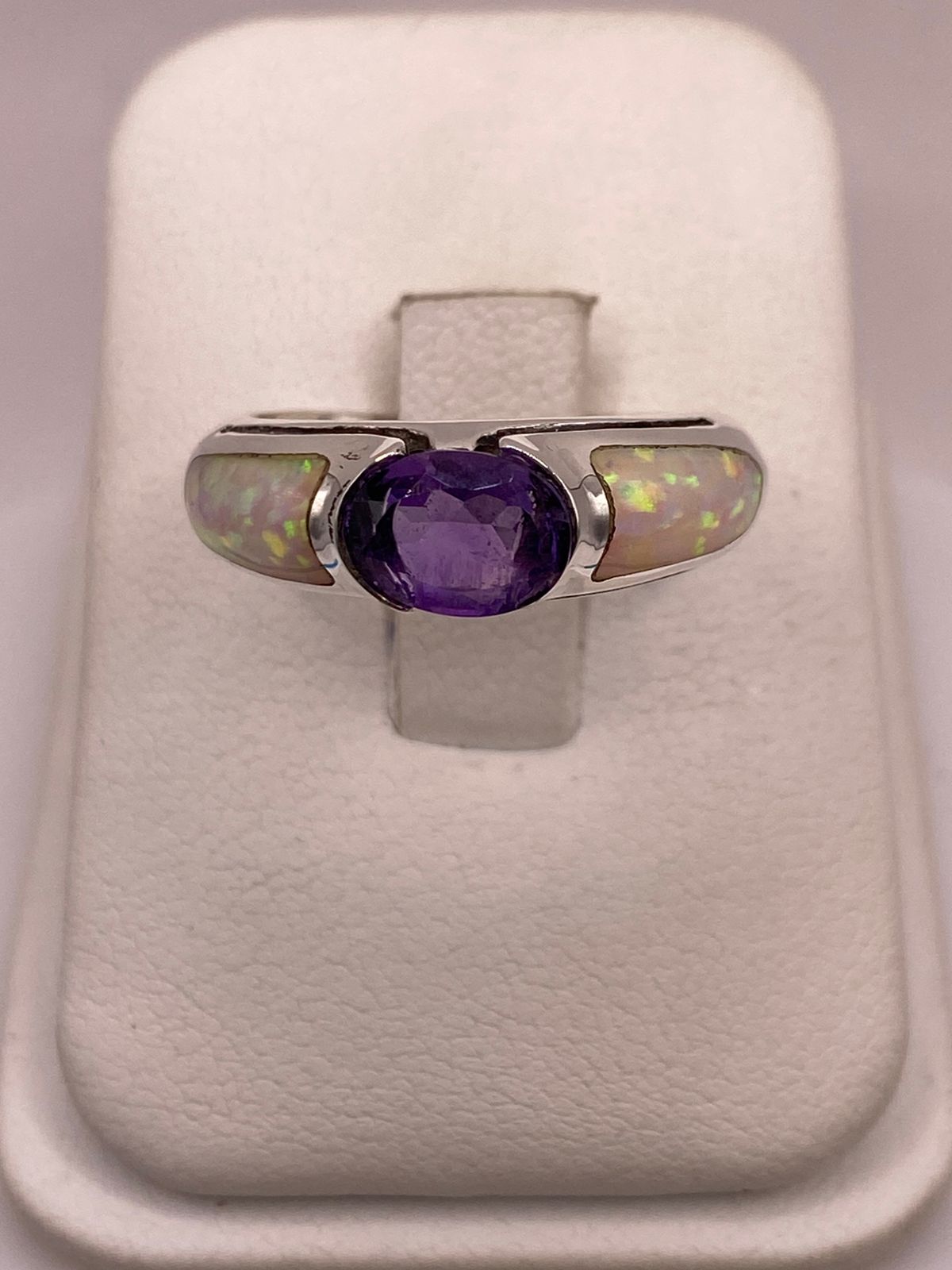 Anillo Solitario de Plata Ley 950 con Ópalo de Fuego y Zirconia, vista frontal