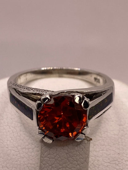 Anillo Solitario de Plata Ley 950 con Ópalo de Fuego y Zirconia Naranja, vista superior