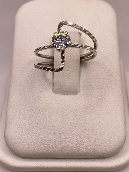 Anillo Solitario de Zirconia Blanca en Plata Ley 925, vista superior