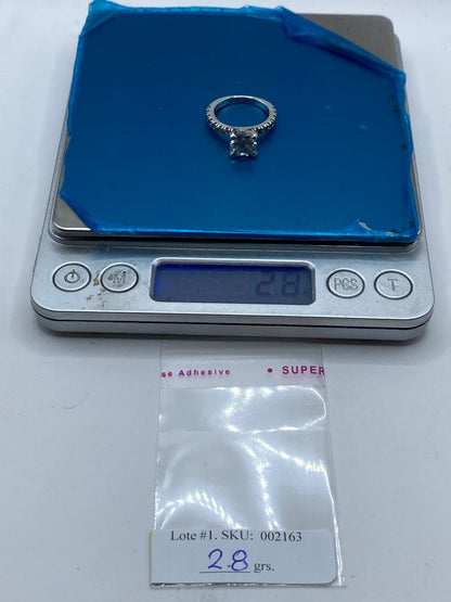 Anillo Solitario con Zirconia en Plata 925, peso en gramos (báscula)