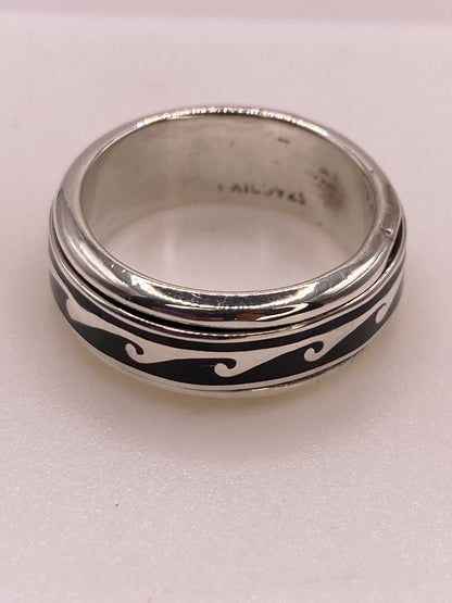 Anillo Spinner de Plata .925 con Diseño de Olas, sello de autenticidad Plata Ley .925