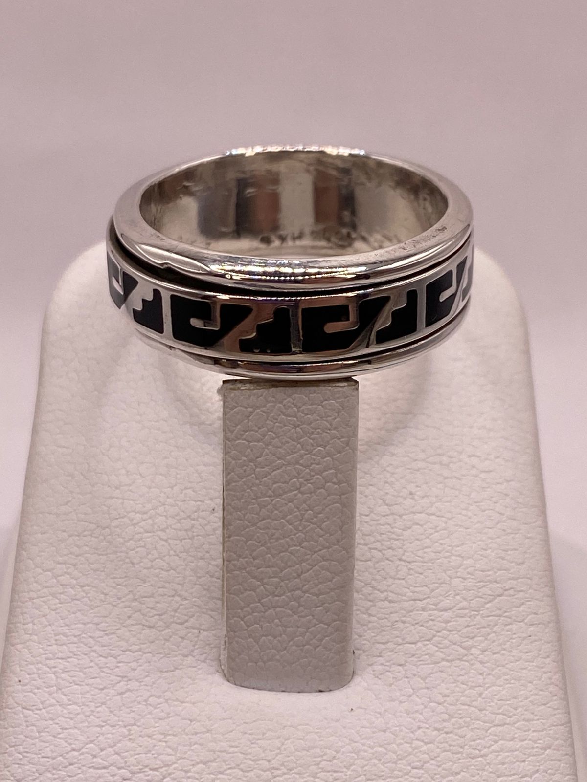 Anillo Spinner de Plata .925 con Greca Azteca, sello de autenticidad Plata Ley .925