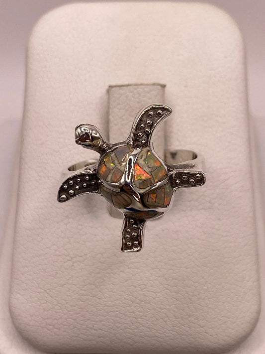 Anillo Tortuga Marina de Plata Ley 950 con Ópalo de Fuego Tornasol — vista lateral