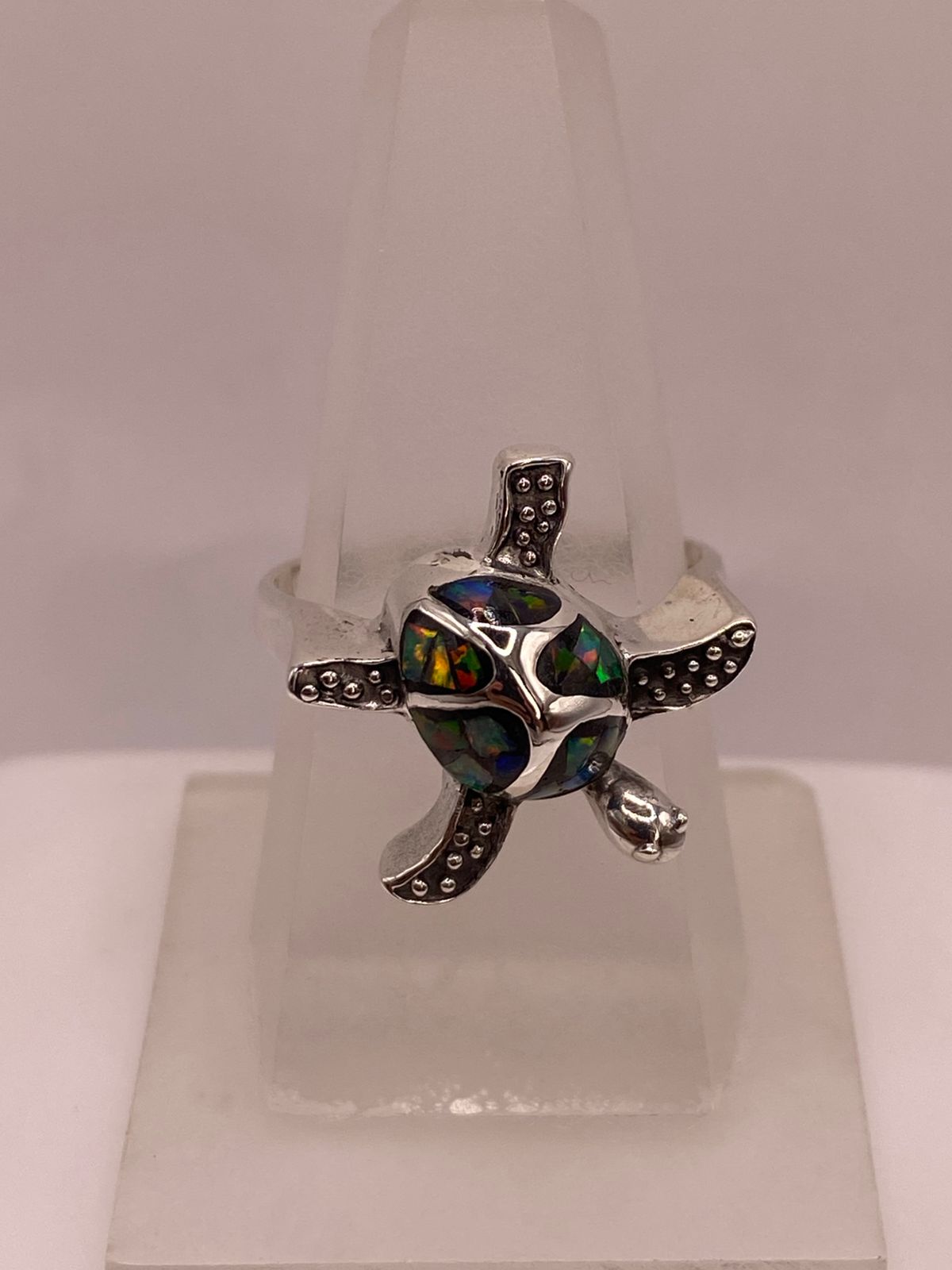 Anillo de Tortuga en Plata Ley 950 con Ópalo de Fuego, vista frontal