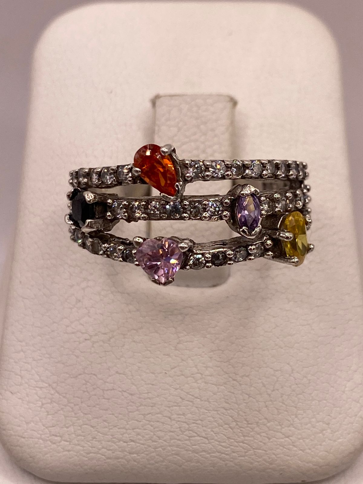 Anillo Triple Banda Multicolor con Zirconias en Plata Ley 925, vista frontal