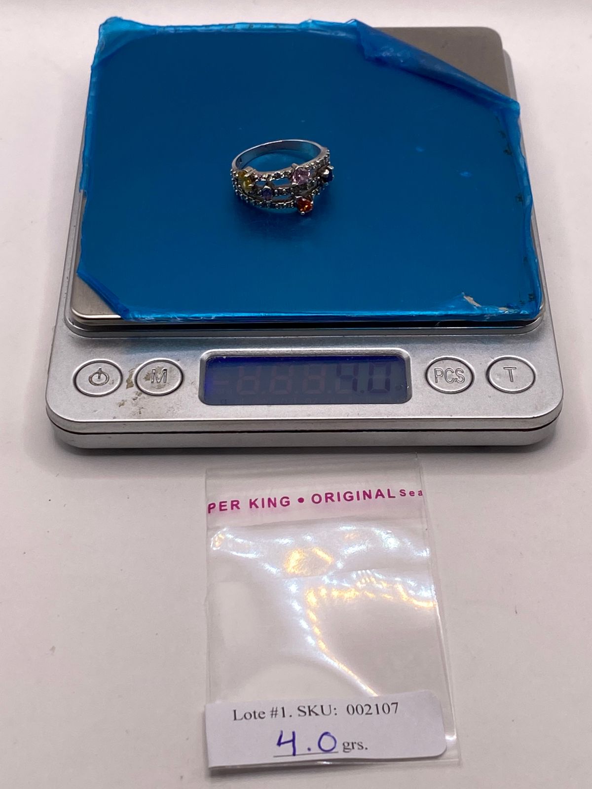 Anillo Triple Banda Multicolor con Zirconias en Plata Ley 925, peso en gramos (báscula)