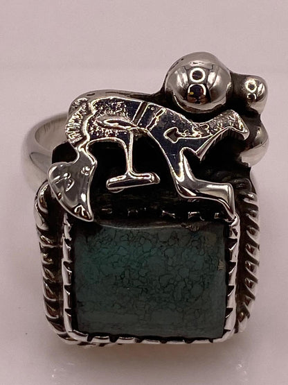 Anillo de Turquesa con Figura Prehispánica en Plata .925, sello de autenticidad Plata Ley .925