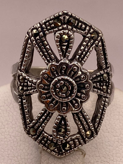 Anillo Vintage Art Deco con Marquesitas en Plata Ley 925, sello de autenticidad Plata Ley .925
