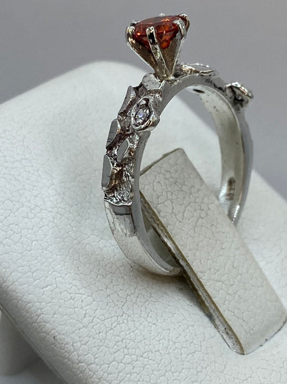 Anillo Vintage con Zirconia Naranja en Plata 925, vista superior