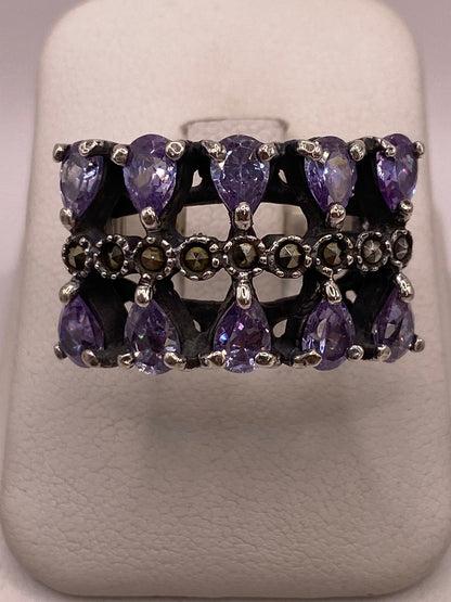 Anillo con Zirconia y Marquesitas en Plata Ley 925, vista frontal