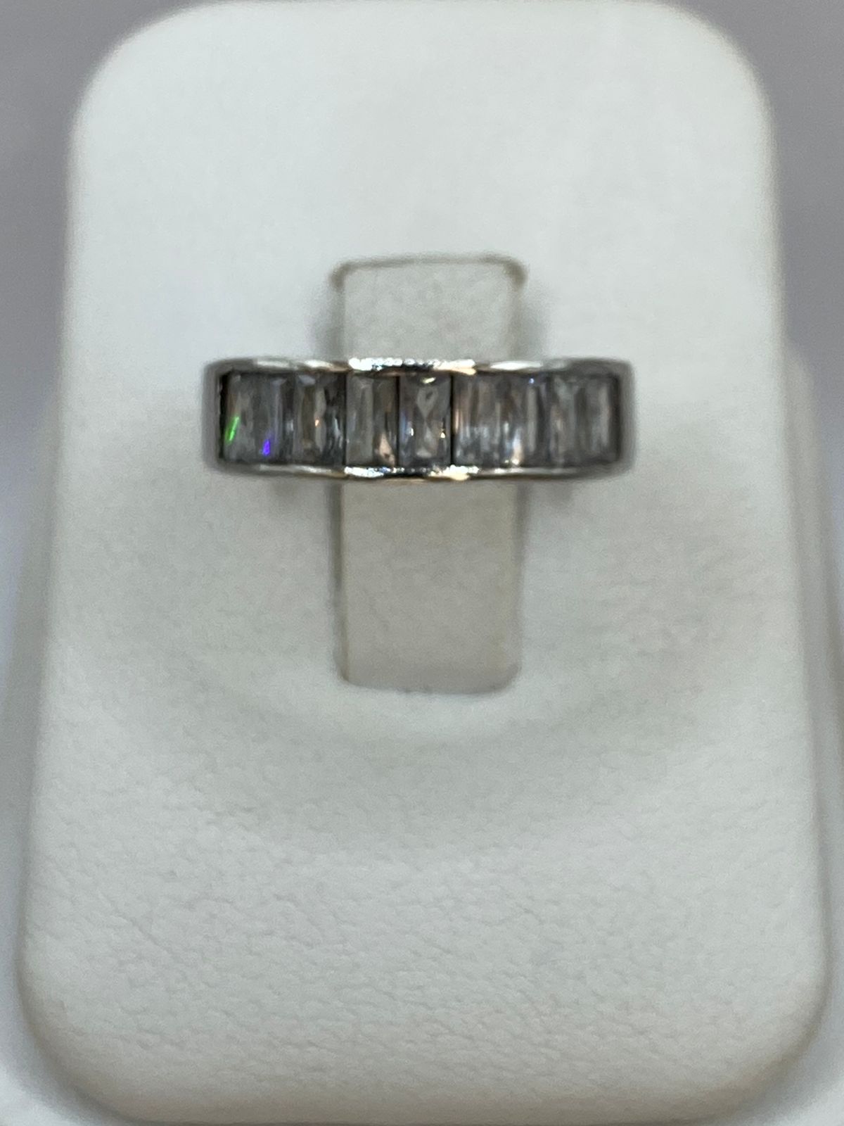 Anillo con Zirconias en Plata 925, vista superior