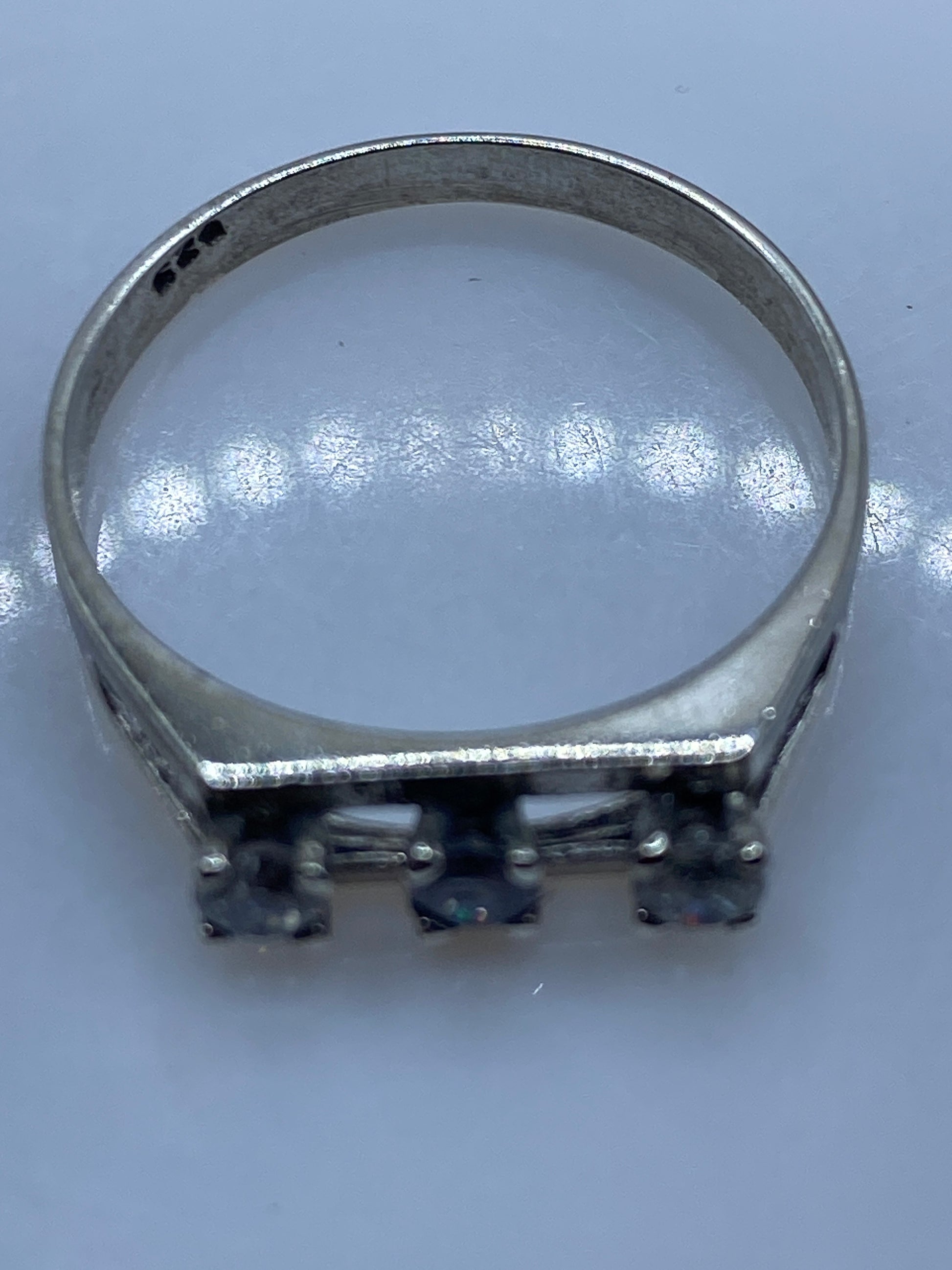 Anillo de Plata Circonia Blanca Minimalista — Solitario Elegante — foto 5