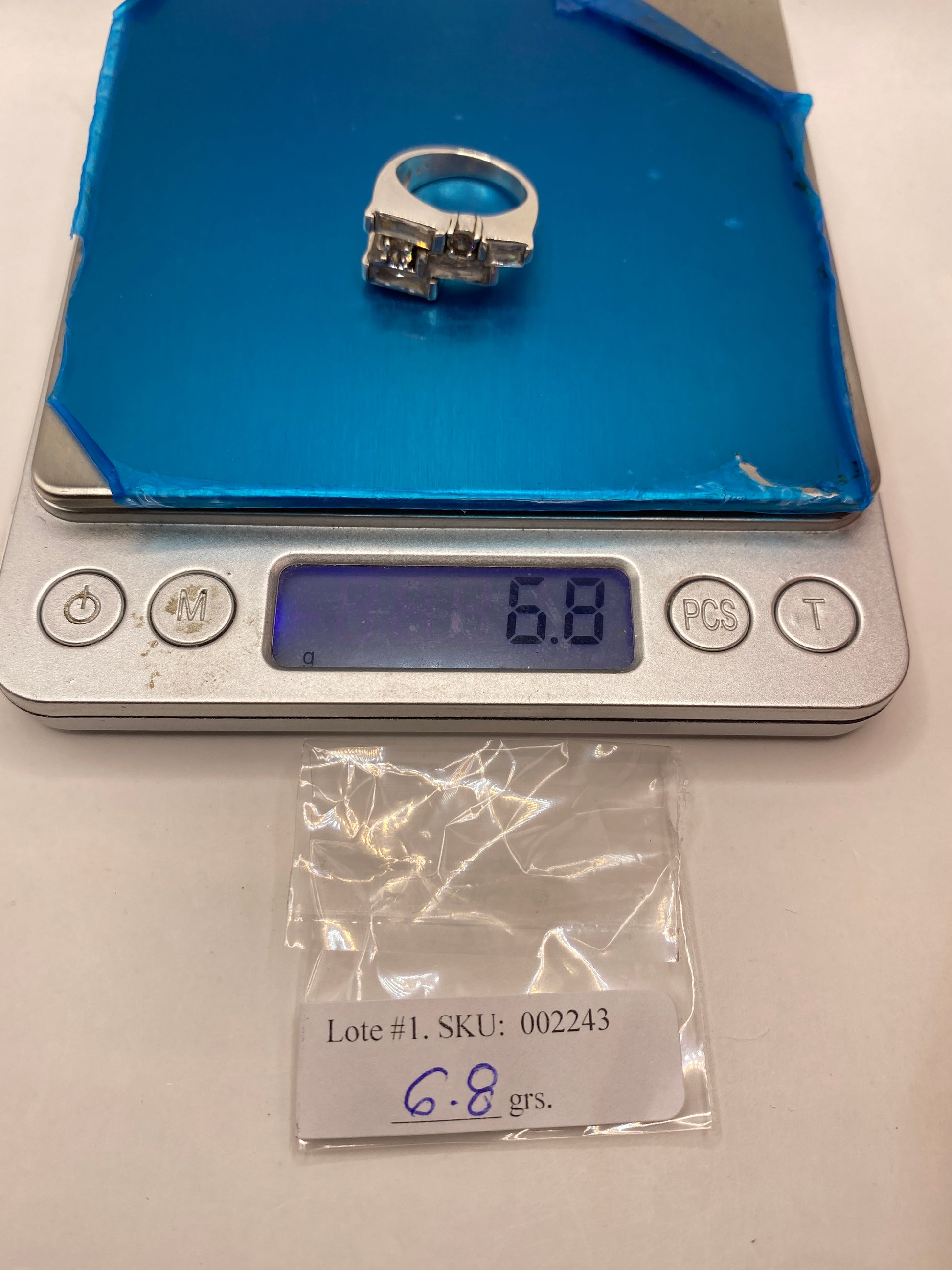 Anillo de Plata Arquitectónico con Circonias — Unisex Contemporáneo — foto 5