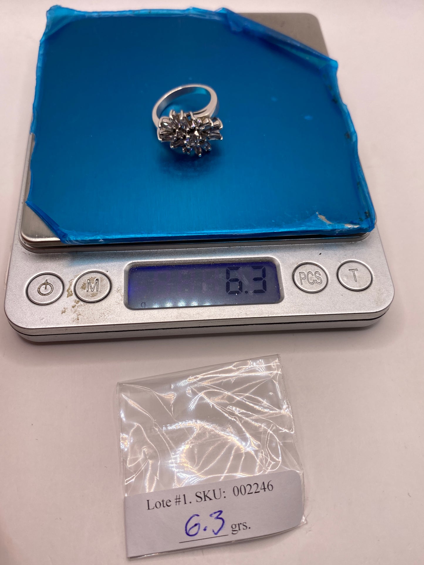 Anillo de Plata Explosión de Circonias Blancas — Coctel Vintage