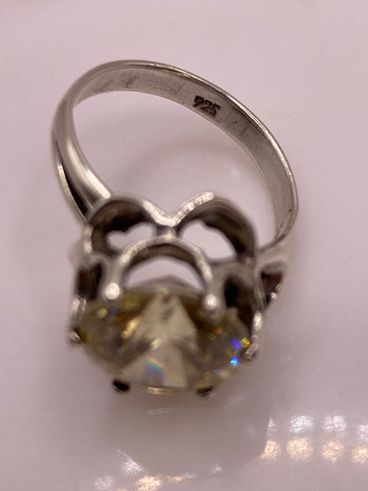 Anillo de Plata Solitario con Circonia Champán — Talla Brillante