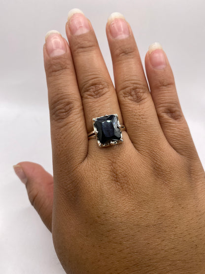 Sello .925 MEXICO grabado en el interior del anillo de plata auténtica