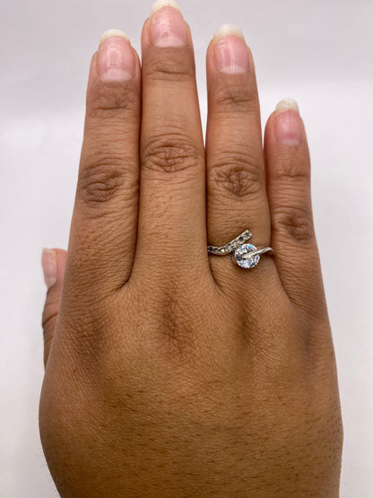 Anillo de Plata Solitario con Circonia — Elegancia Minimalista — foto 5