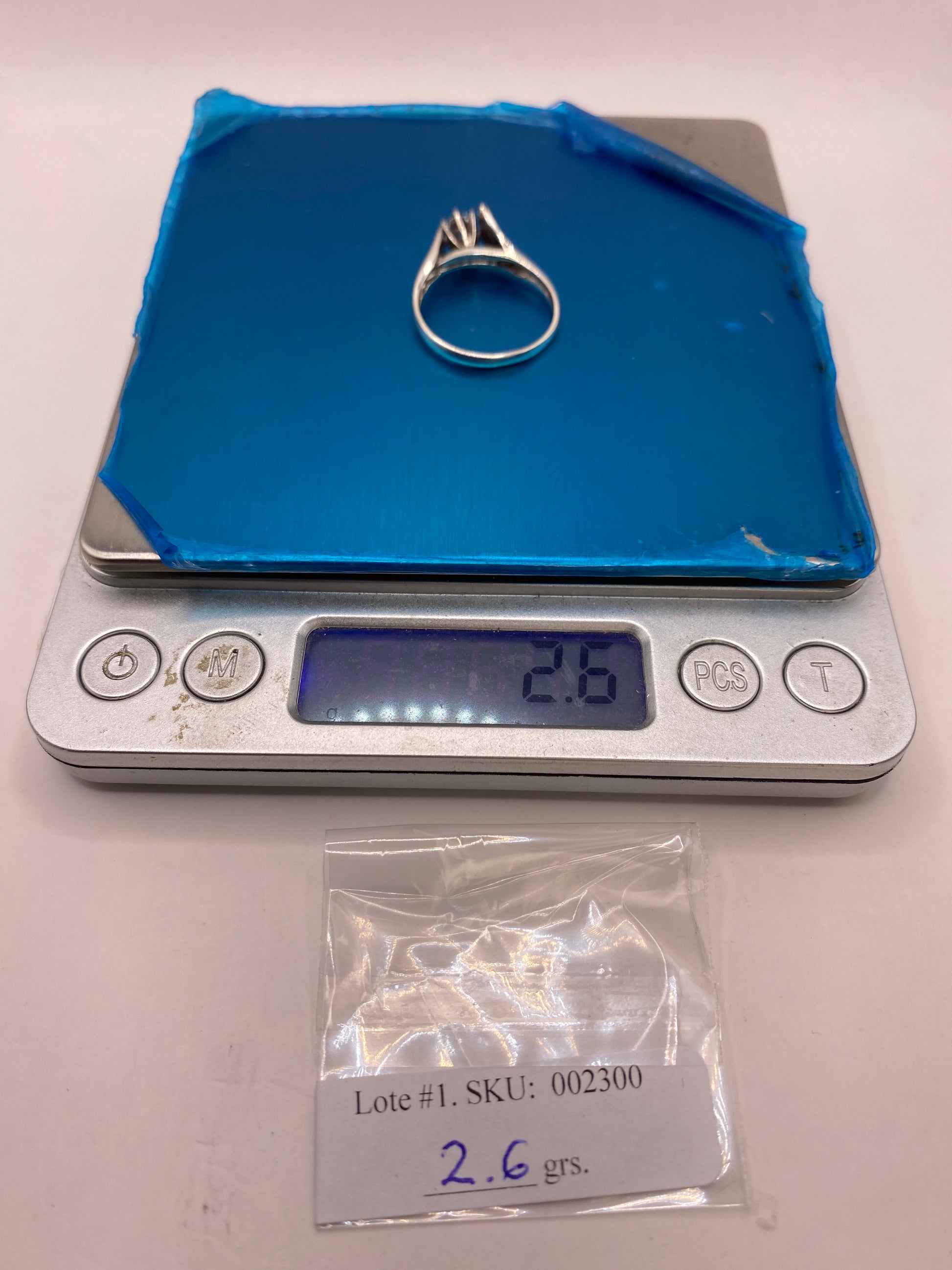 Anillo Solitario de Plata con Circonia Blanca — Diseño Clásico — foto 5