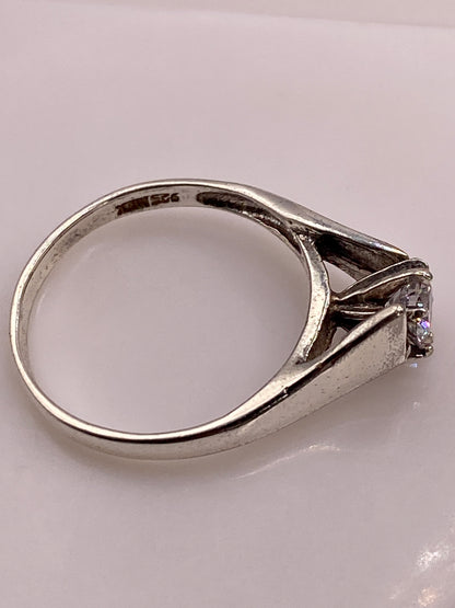 Anillo Solitario de Plata con Circonia Blanca — Diseño Clásico — foto 6