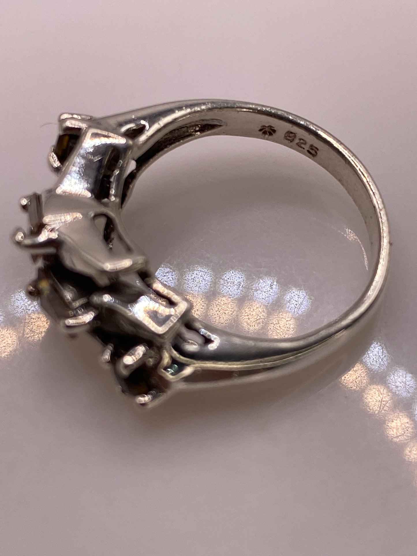 Anillo de Plata Solitario con Circonia Marrón — Cocktail Elegante — foto 5
