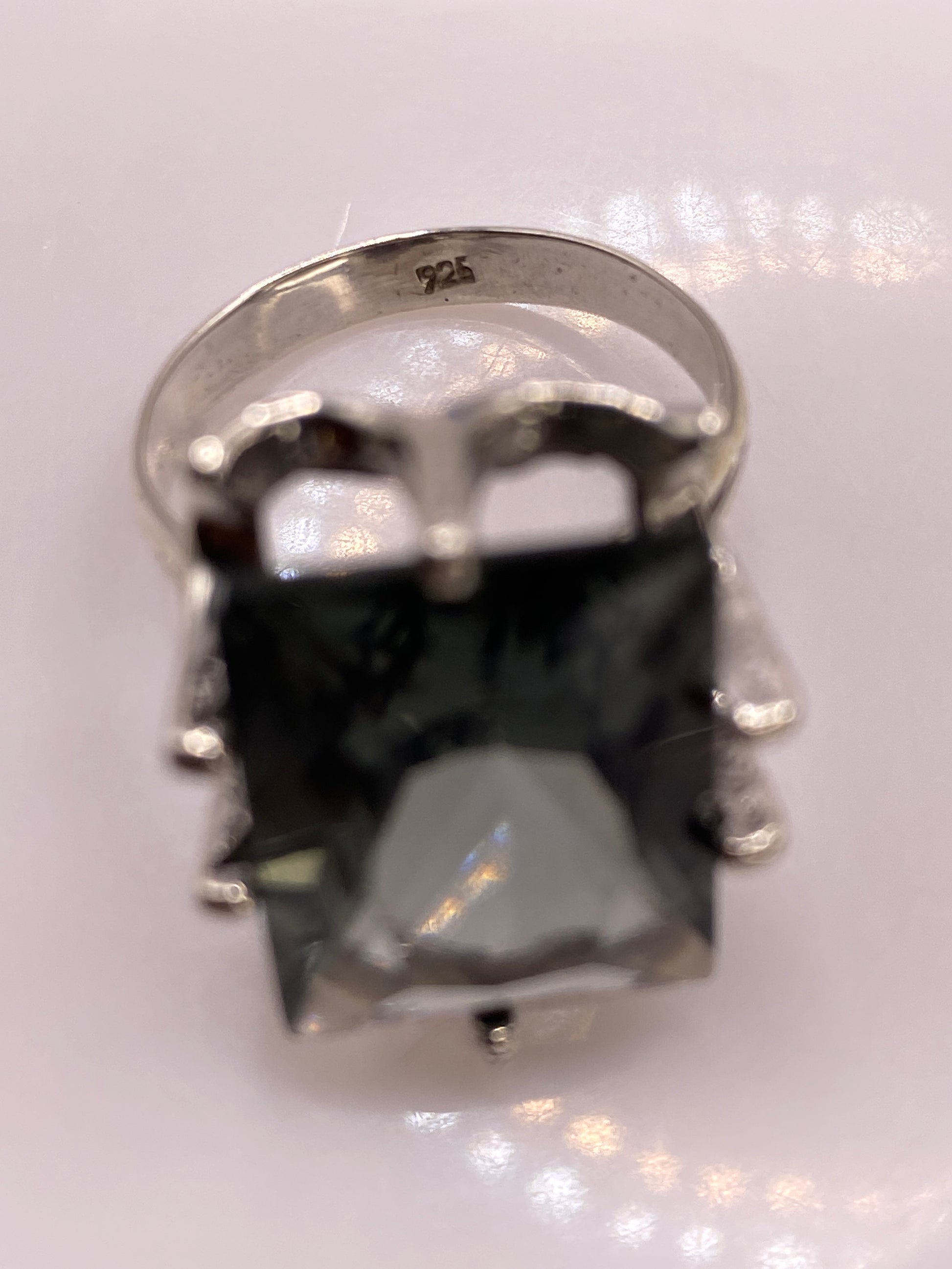 Anillo de Plata Solitario con Circonia Ahumada — Coctel Elegante — foto 5