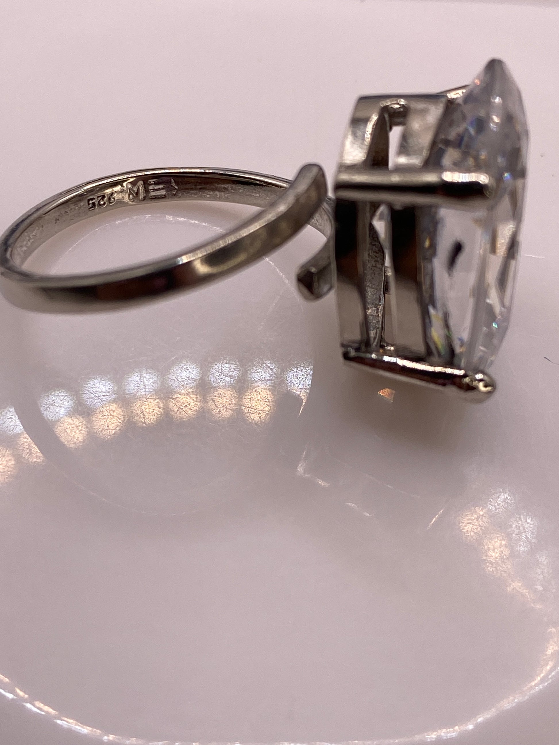 Anillo de Plata Solitario con Circonia Cristalina — Ajustable — foto 5