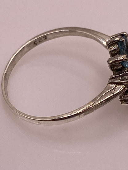 Anillo de Plata Solitario con Circonia Azul Cielo — Elegancia Clásica — foto 5