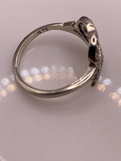 Anillo de Plata Solitario con Circonia Blanca — Elegancia Pura — foto 5