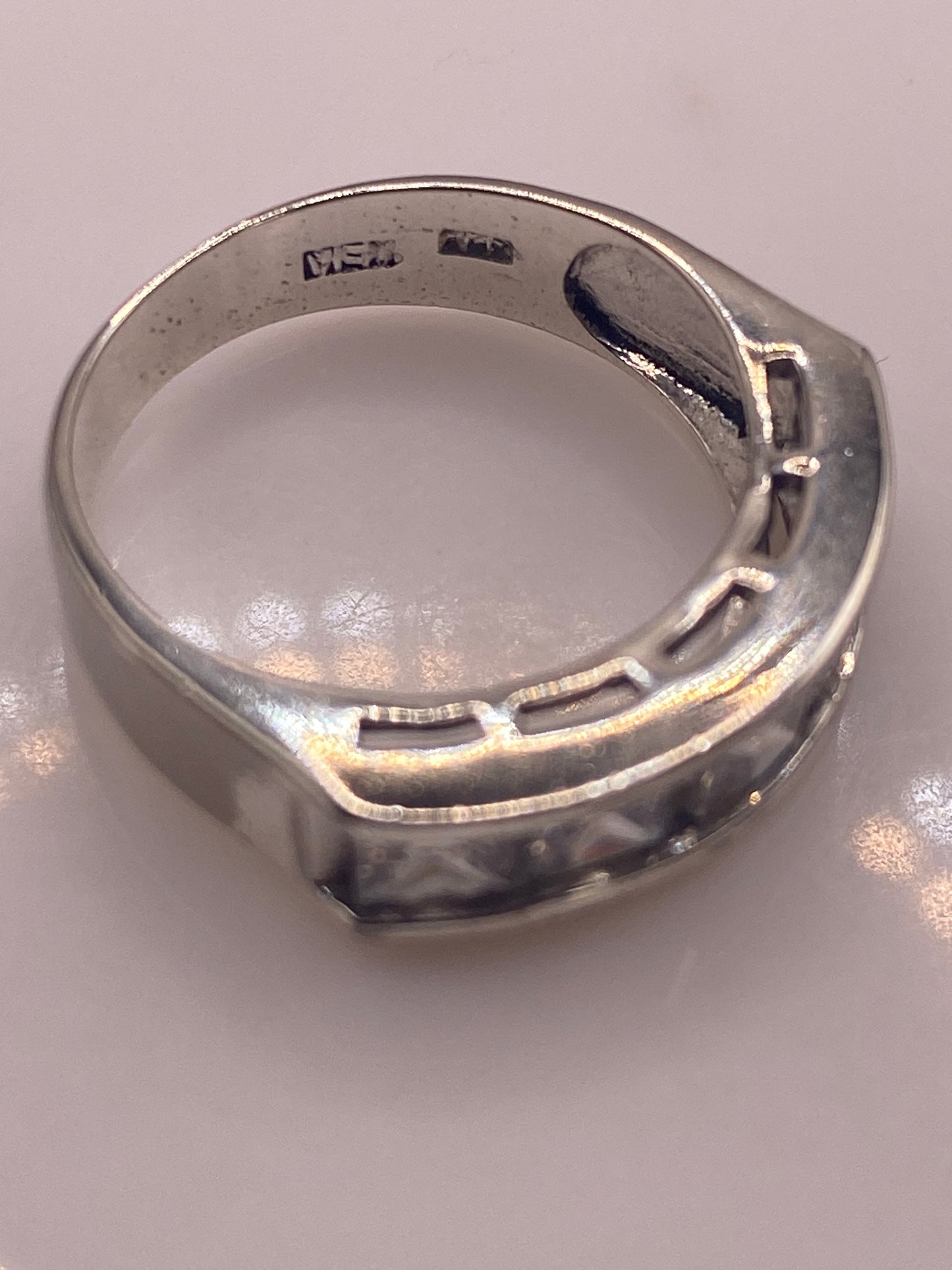Anillo de Plata Solitario con Circonia Cristalina — Elegancia Minimalista — foto 5