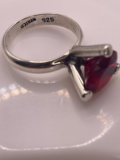 Anillo Solitario de Plata .925 con Circonia Roja — Coctel Elegante — foto 5