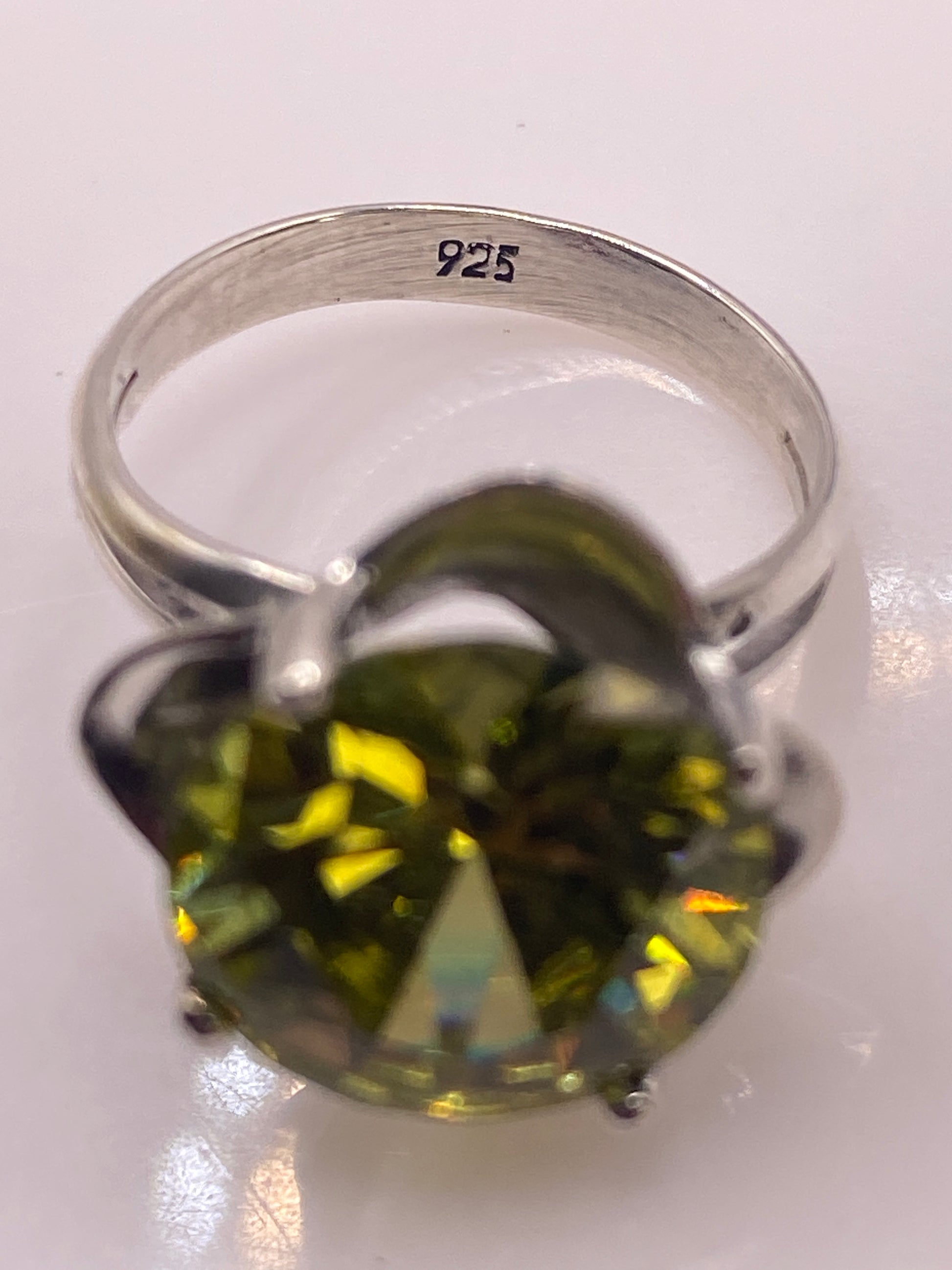 Anillo de Plata Solitario Circonia Amarilla — Brillo Coctel — foto 5