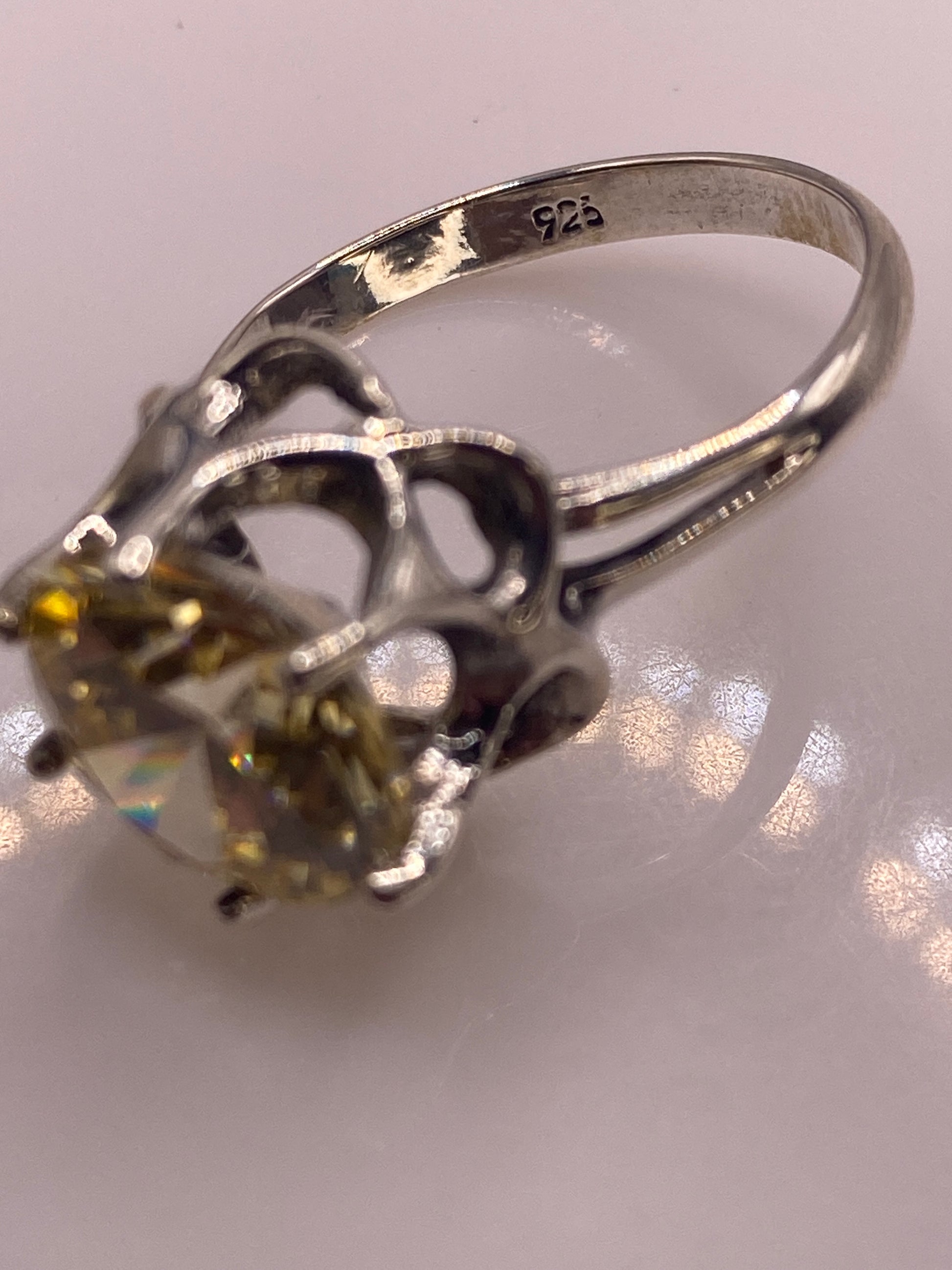 Anillo de Plata Solitario con Circonia Amarilla — Brillo Coctel — foto 5