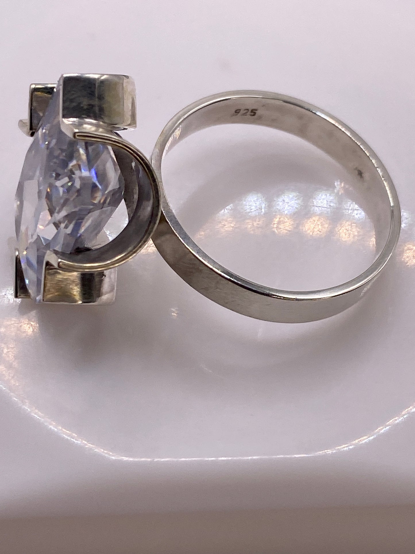 Anillo de Plata Cristal Grande Solitario — Circonia Brillante — foto 5