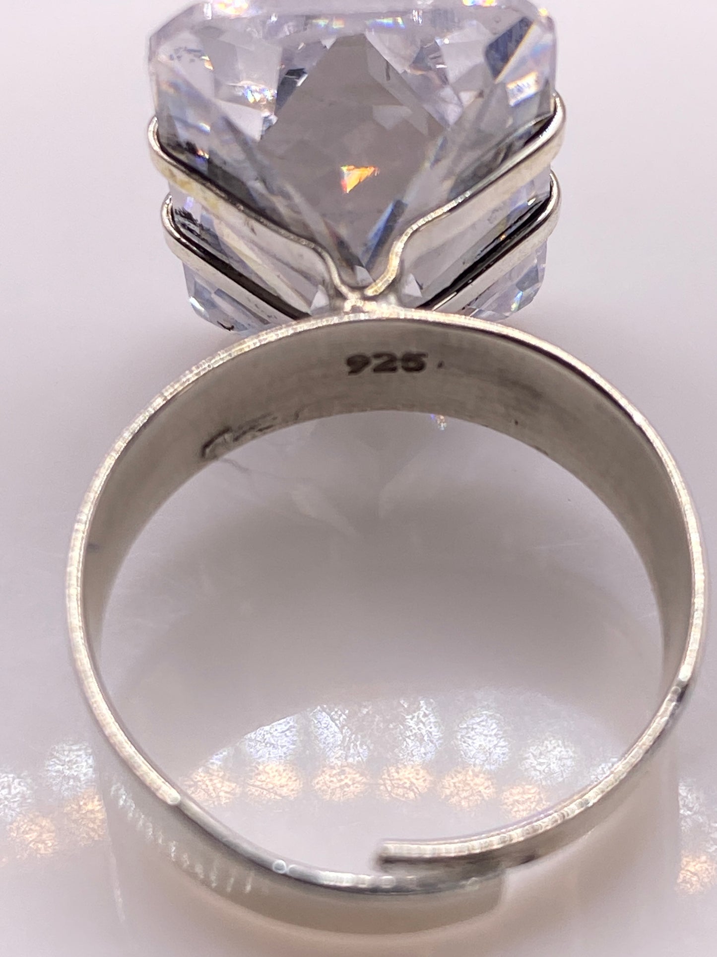 Anillo de Plata Ajustable Cristal Brillante — Solitario Moderno — foto 5