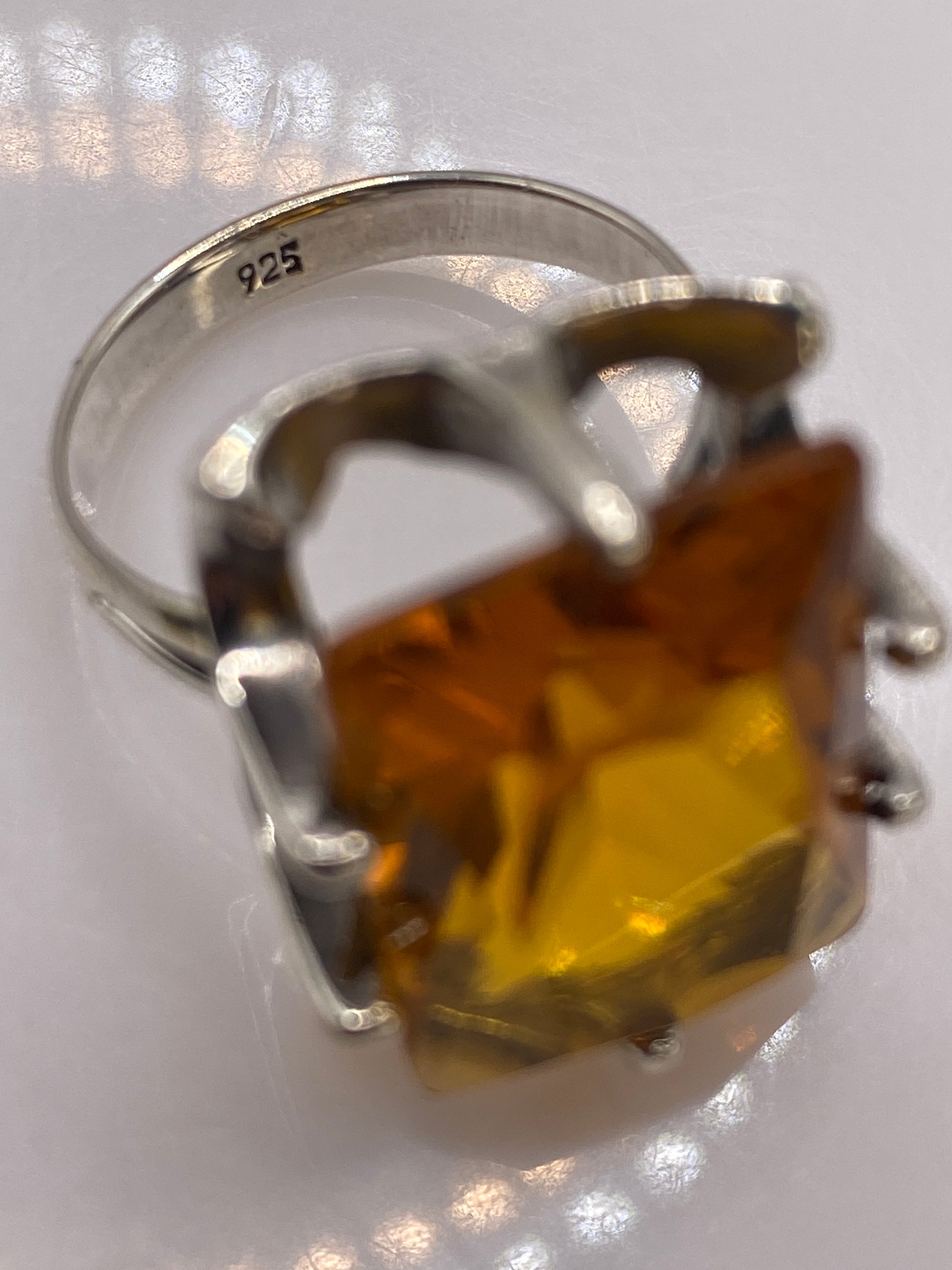 Anillo de Plata Circonia Amarilla Dorada — Solitario Coctel — foto 5