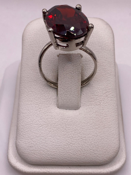 Anillo de Plata con Circonia Roja Ajustable — Solitario Elegante — foto 1