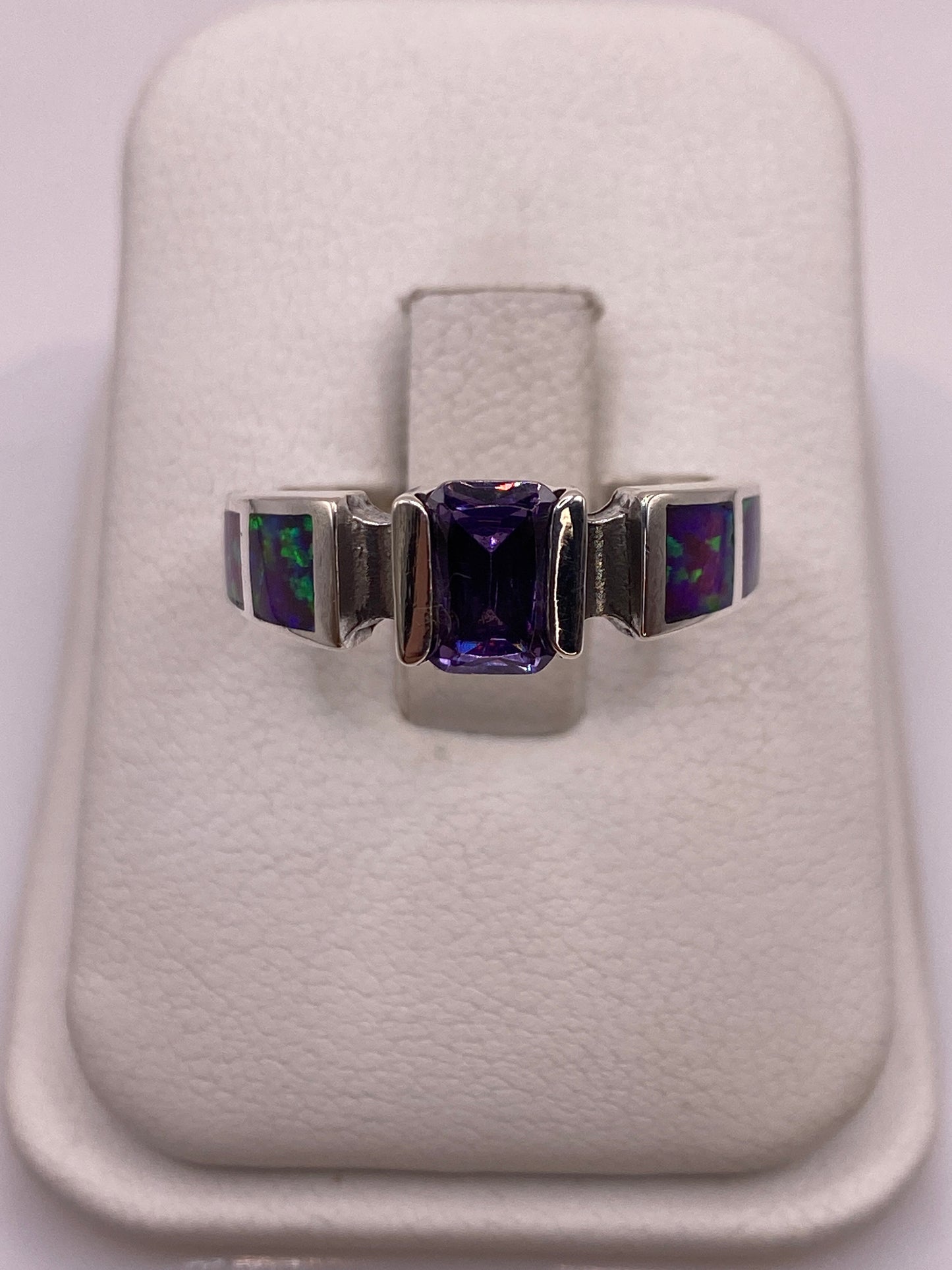 Anillo solitario plata .950 con ópalo de fuego multicolor frente a frente