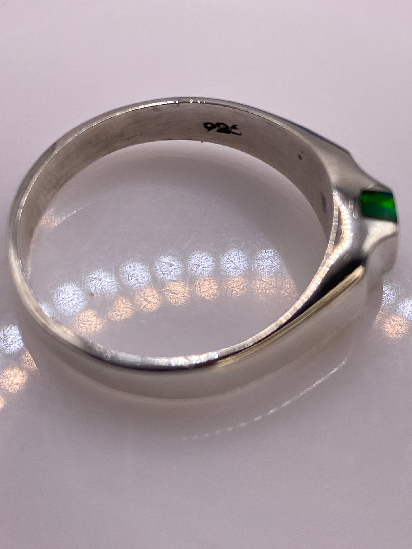 Anillo de Plata Ópalo de Fuego Verde — Diseño Moderno — foto 5