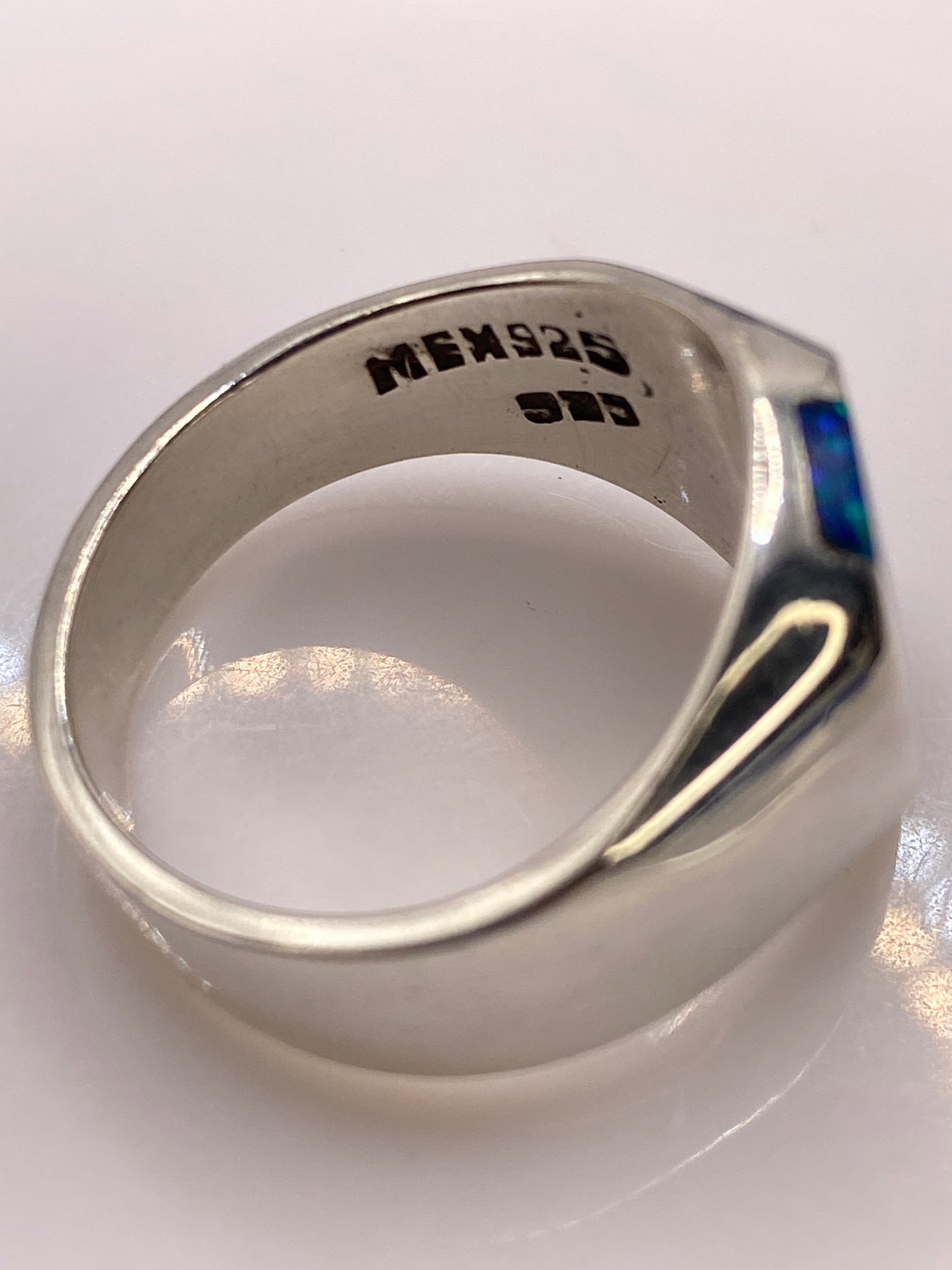 Anillo de Plata Ópalo de Fuego Multicolor — Presencia Masculina — foto 5