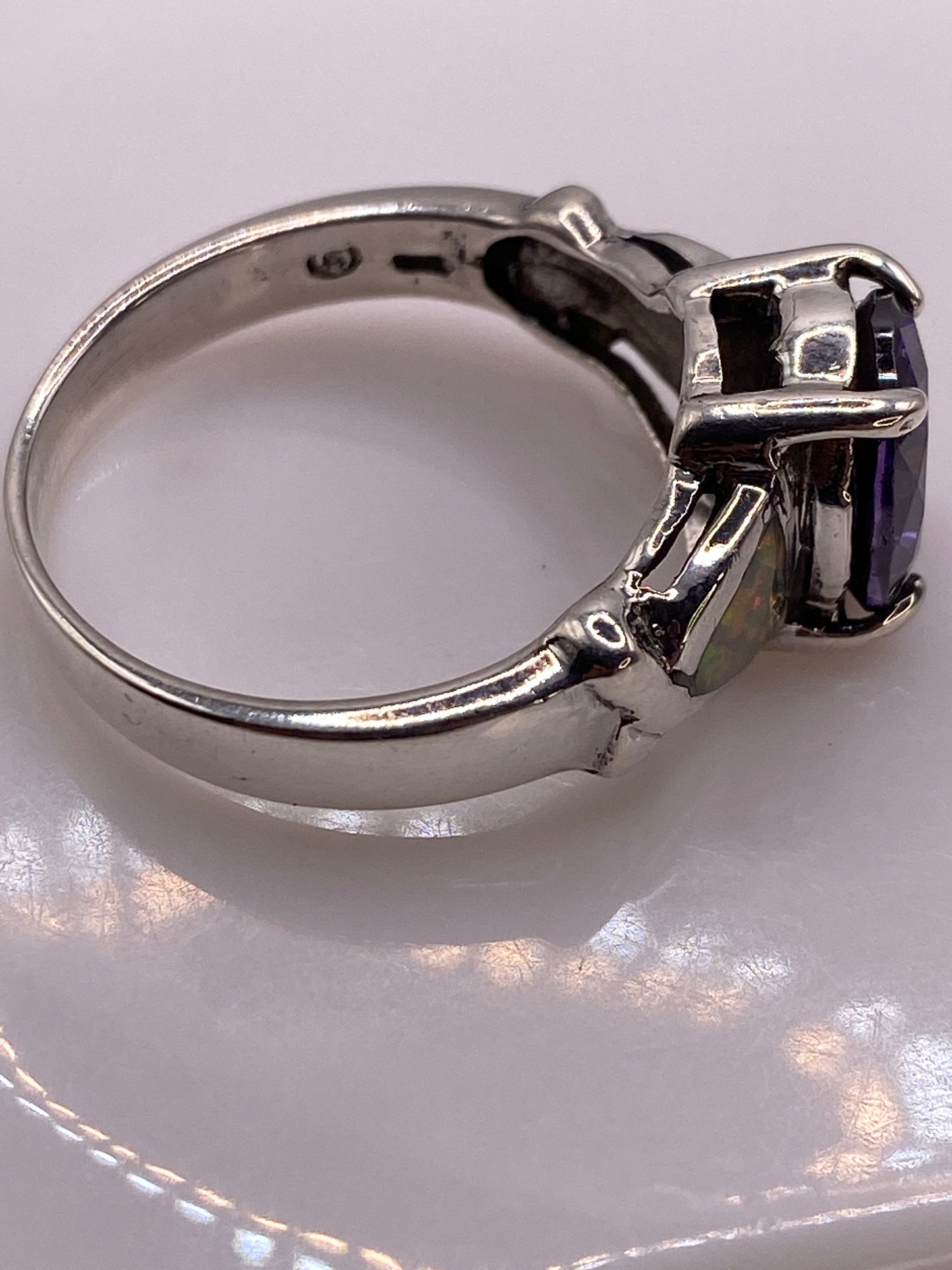 Anillo de Plata con Ópalo de Fuego Multicolor — Solitario — foto 5