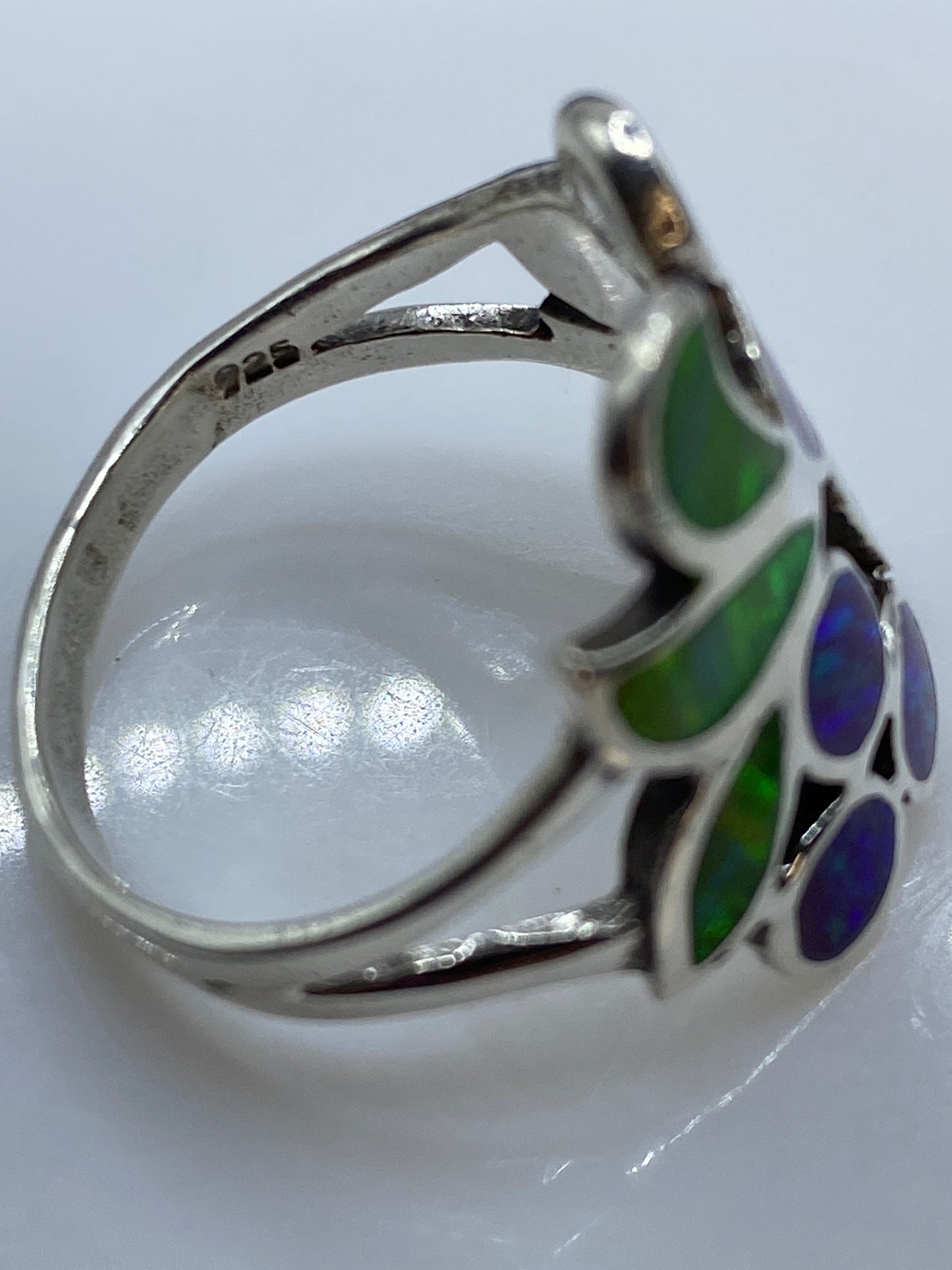 Anillo de Plata Ópalo de Fuego Morado — Diseño Floral Envolvente — foto 5